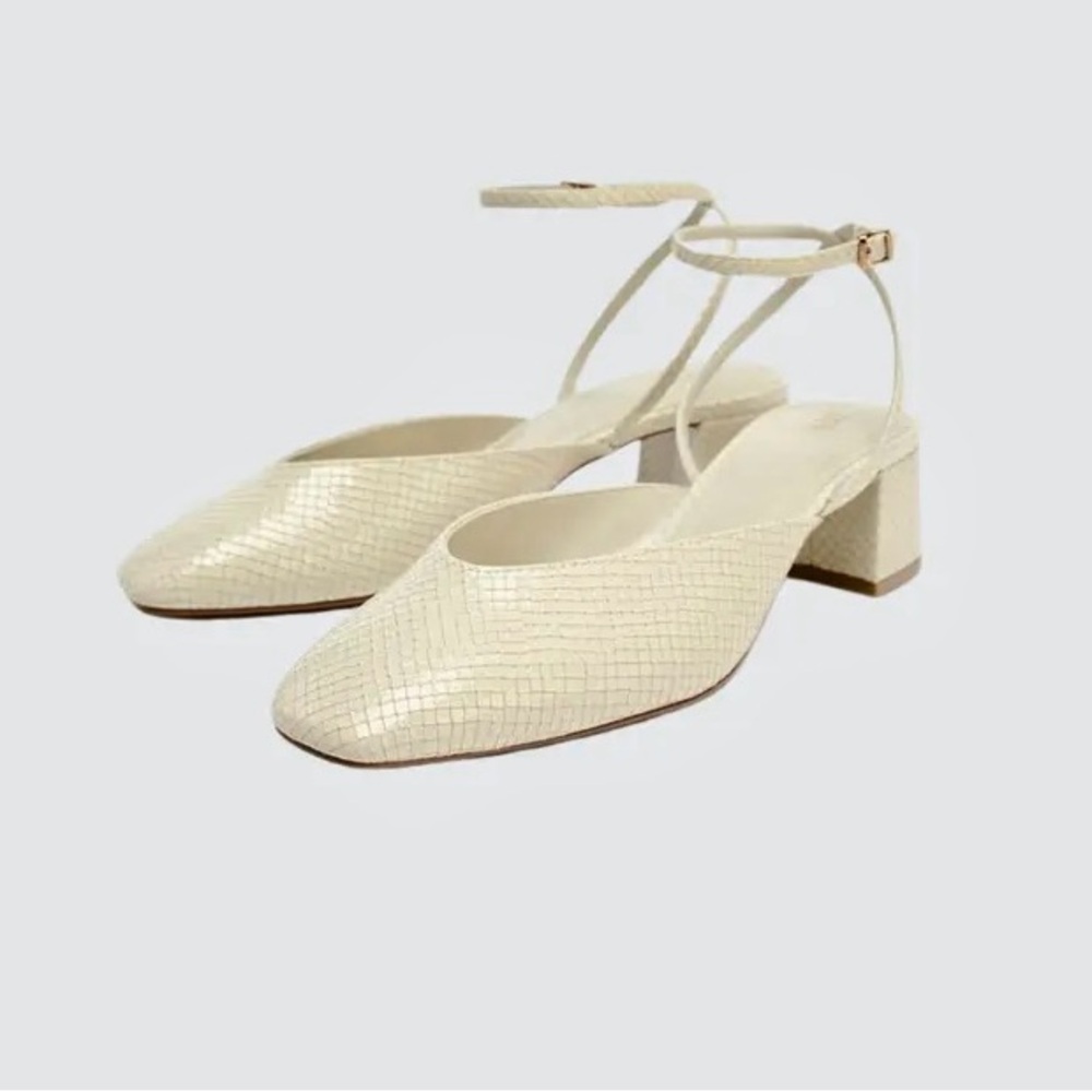 Zara NWT cream Mary Jane sandal shoes